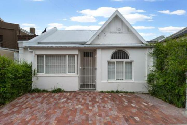 Dudley Apartments By Propr - thumb 0