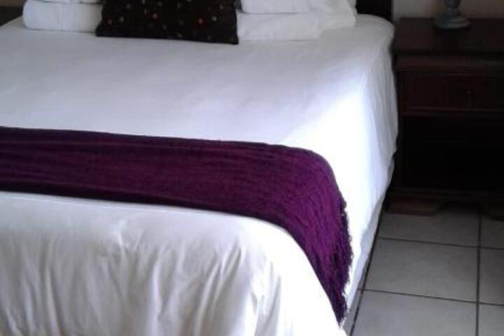 Vinolux Guest House - thumb 1