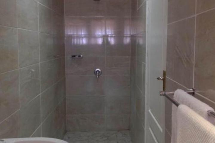 Vinolux Guest House - thumb 6