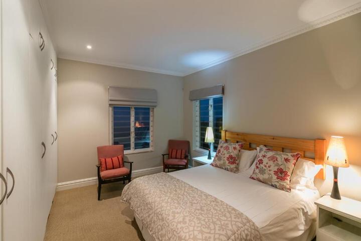 Pezula Rambling Elegance - thumb 3