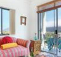 Studio Apartment Fish Hoek - Accommodation Africa