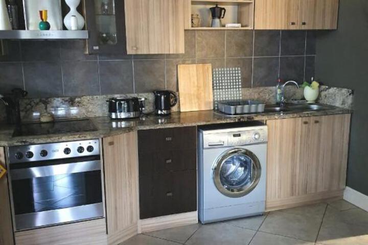 Couples Luxury & Private Apartment - thumb 1