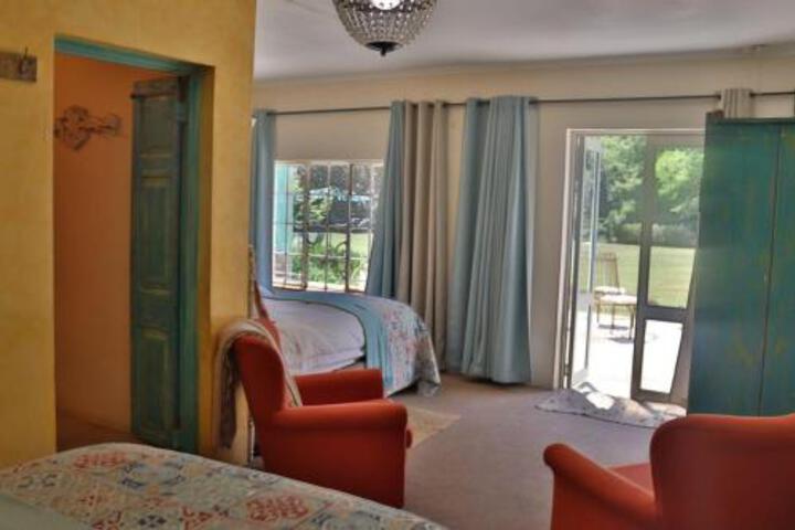 Crystal Barn Country Estate - thumb 4