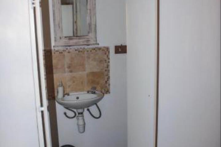 Demepran Grove B & B - thumb 6