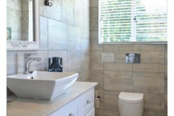 66 On Monzali - thumb 2