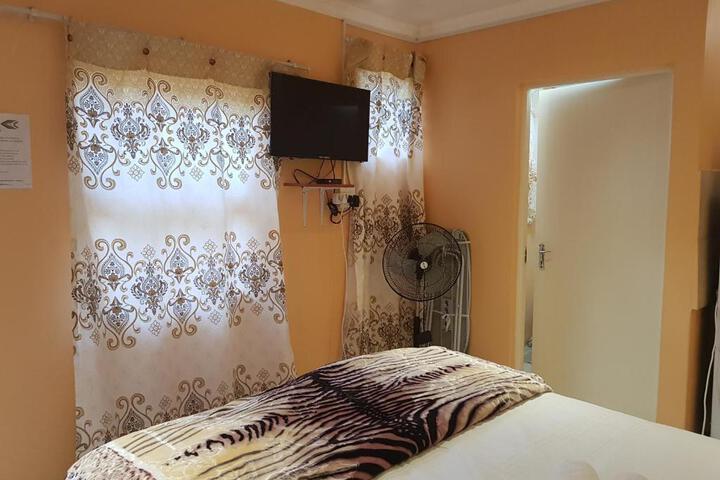 Canterbury Self Catering - thumb 2