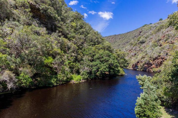 Sleep On The Banks Of The Kaaimans River - thumb 2
