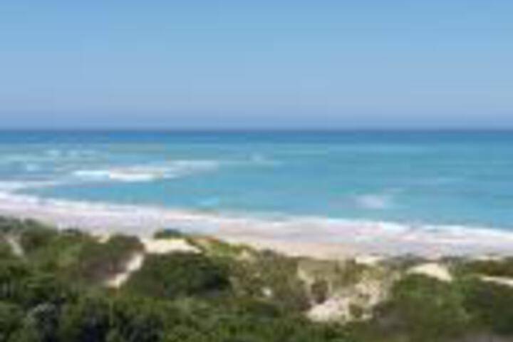 The Sparrows Nest Beach Front Self Catering - thumb 0