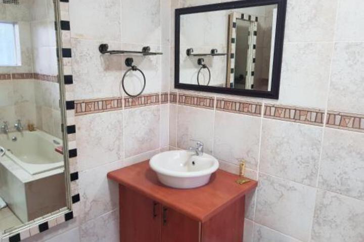 Good 2 Go Guest House - thumb 7