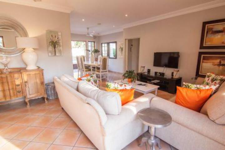 15 Oyster Crescent - thumb 2