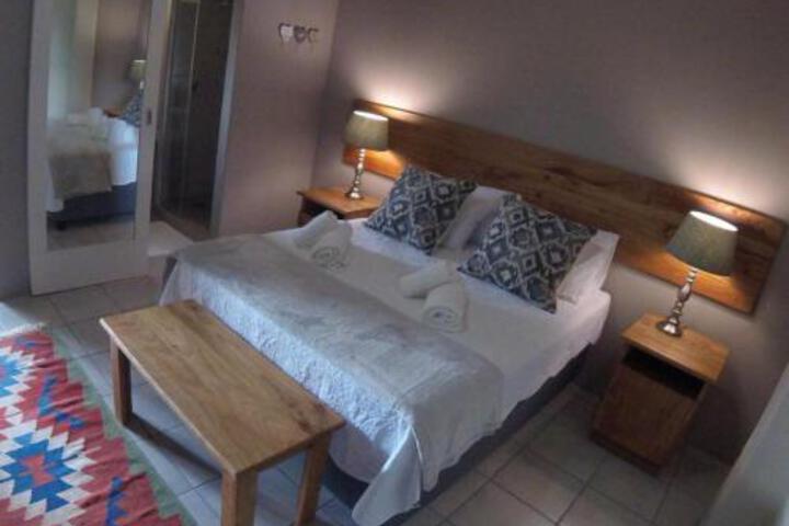 St Georges Guest House - thumb 3