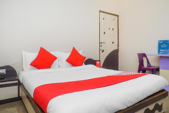 Bunkers Self Catering - thumb 3