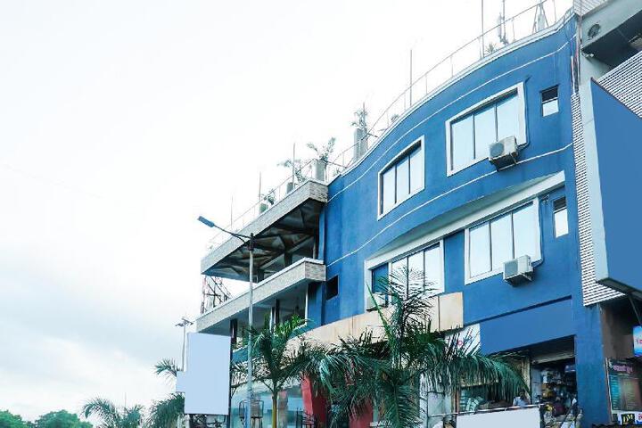 Bunkers Self Catering - thumb 1