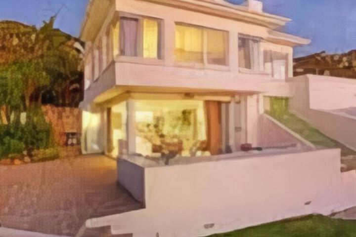 Hideaway Beach Villa - thumb 0