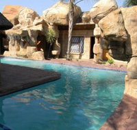 African Cave Lodge - Tourism Africa