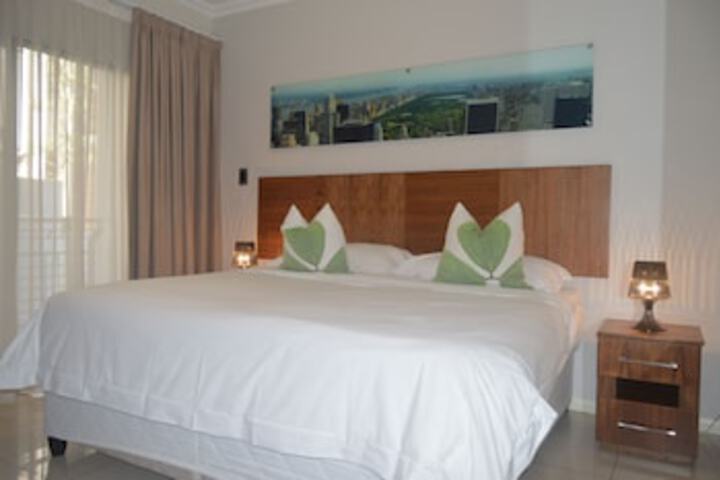 The Residence At Urban Park - thumb 0