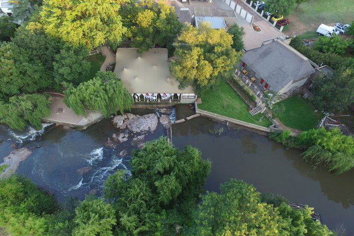 Africlassic River Lodge- Rivonia - thumb 3