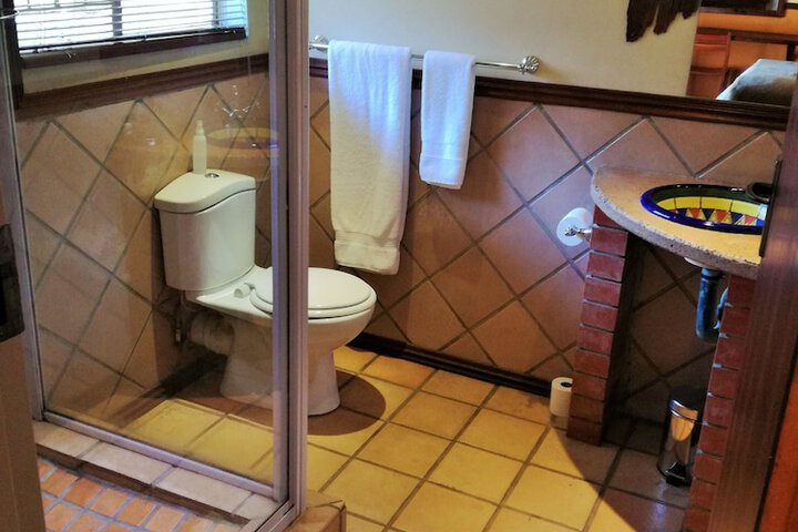 Africlassic River Lodge- Rivonia - thumb 7