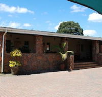 D  H Guesthouse - Accommodation Africa