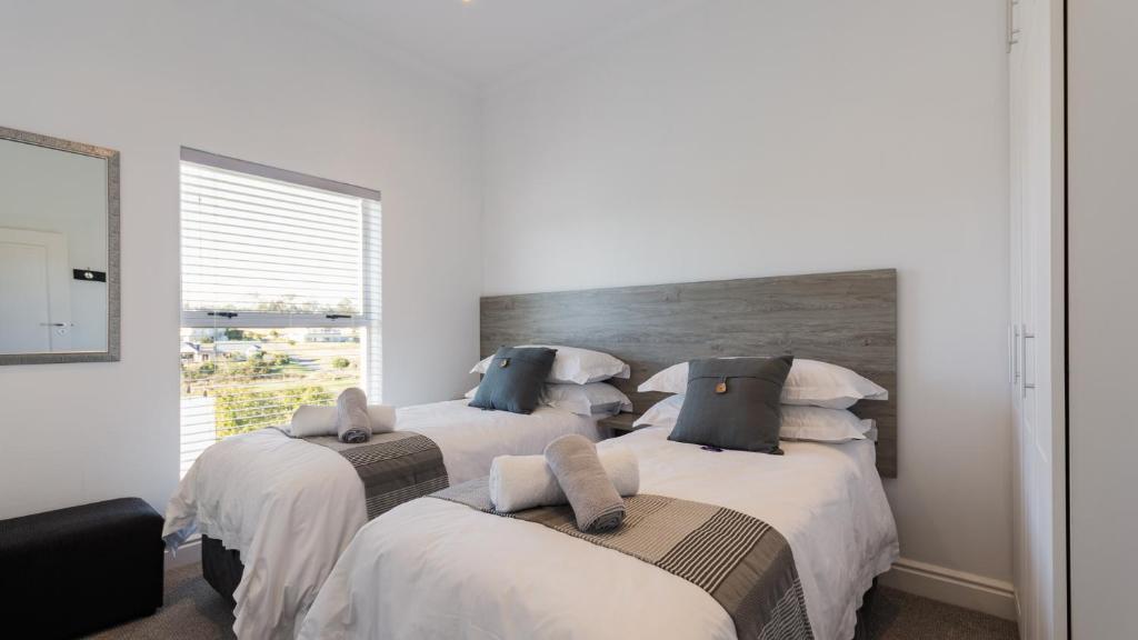 21 Manor Kingswood - thumb 5