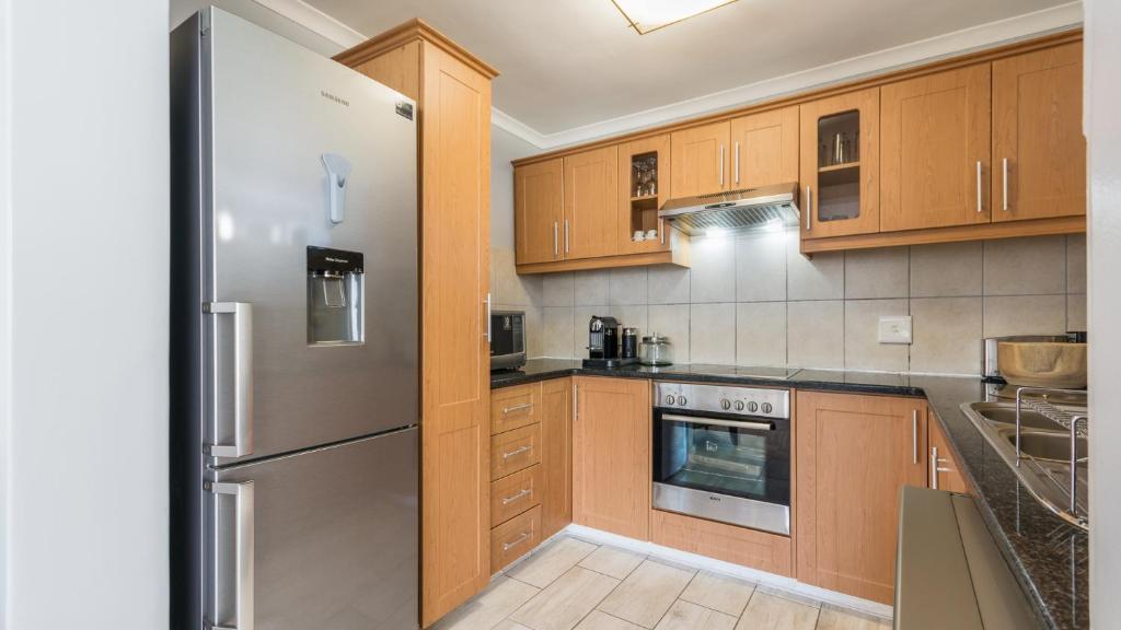 21 Manor Kingswood - thumb 4