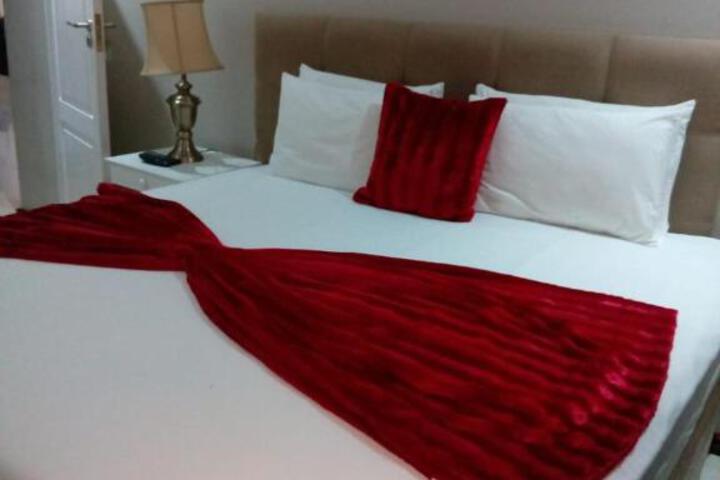 Shoes Guest House - thumb 4