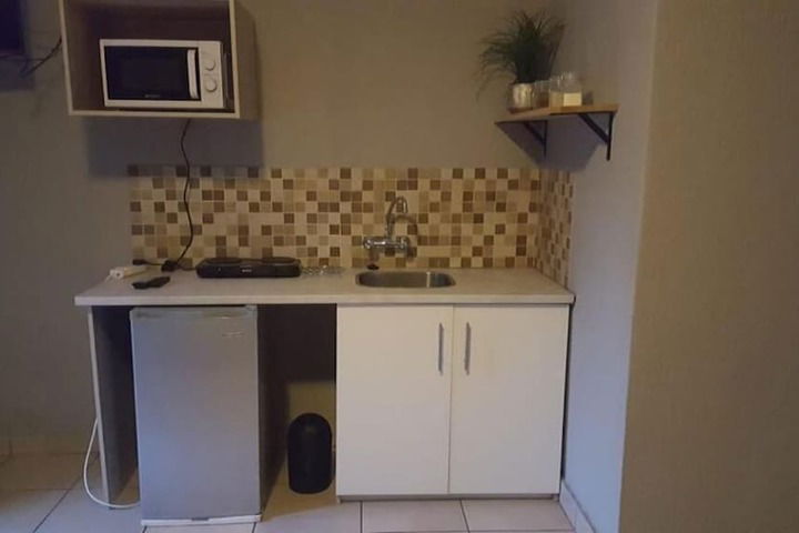 Cozy Guestrooms In Midrand - thumb 7