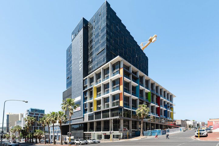 117 On Strand 501 - thumb 6