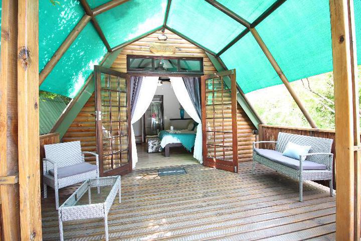 Tube N Axe Lodge & Backpackers - thumb 4