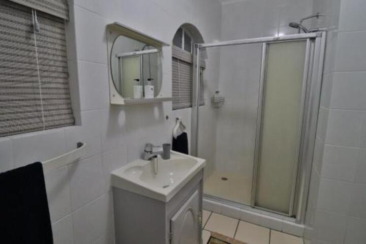 Twenty Six On Nel - thumb 7