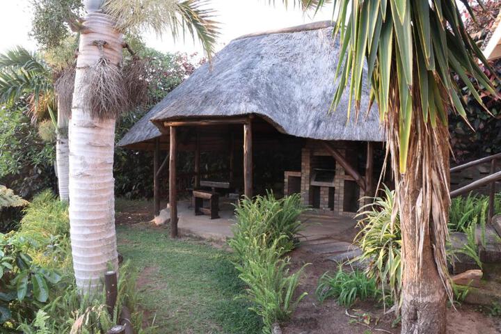 Woodgrange Garden Cottages - thumb 1