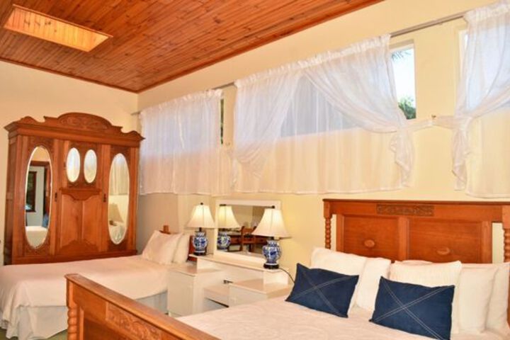 Kingfisher Lodge - thumb 2