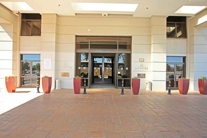 Peermont Mondior At Emperors Palace - thumb 6