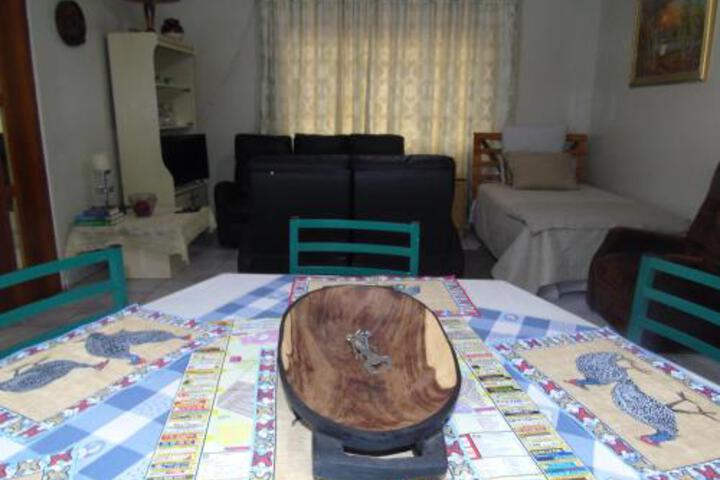 MarnalÃ© Oornagwoonstel - thumb 1