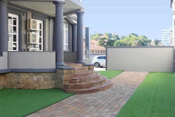 The Cato Suites Hotel - thumb 1