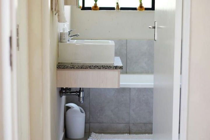 Johannesburg Apartment - thumb 7