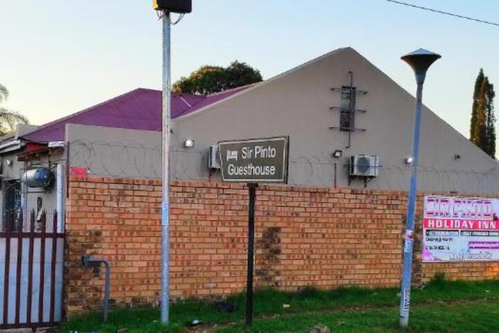 Sir Pinto Guesthouse - thumb 5