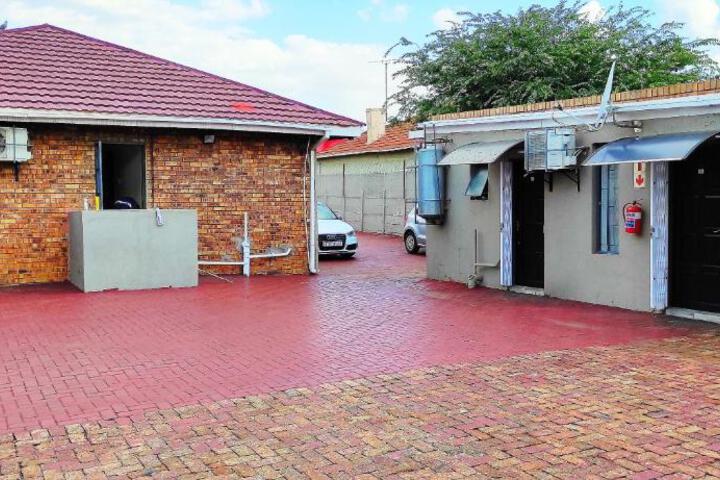 Sir Pinto Guesthouse - thumb 4