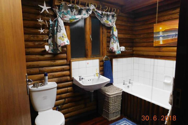 Forest Drive Holiday Home - thumb 1