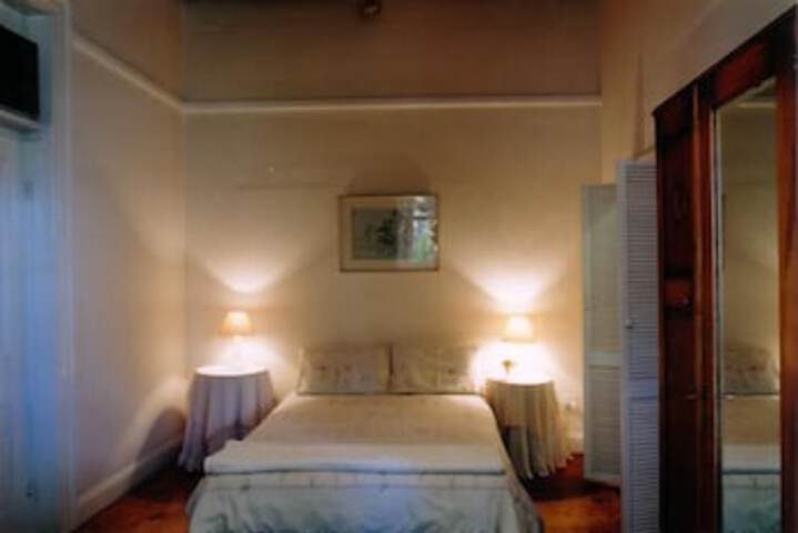 Montagu Manor - thumb 7