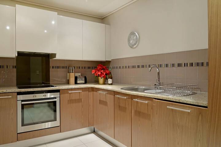 Unit Number 204 Cape Royale Luxury Apartments - thumb 5