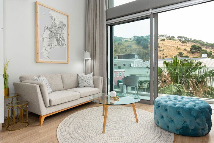 117 On Strand 311 - thumb 6