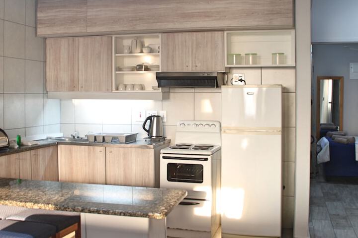 Silver Sands Self Catering - thumb 2