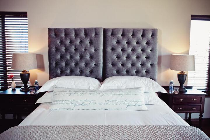 Under Oaks - thumb 4