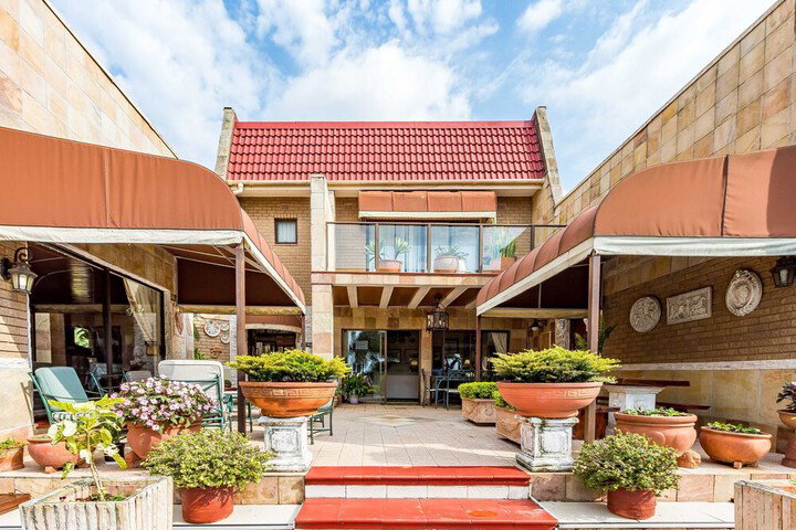Palm Lodge - thumb 7