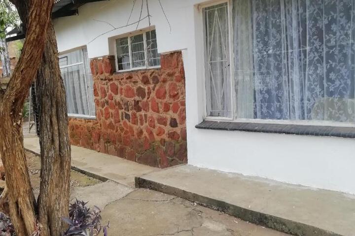 Cynthias Country House - thumb 2