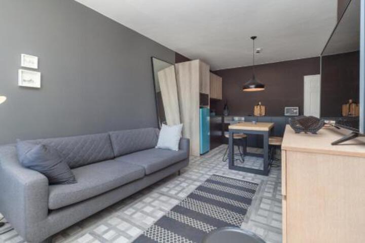 Keerom 66 Beautiful Modern Apartment In Heart Of Cape Town - thumb 5