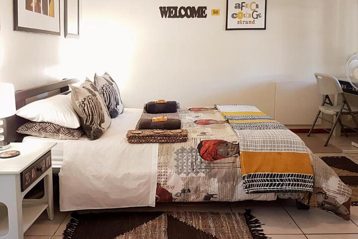 Africa Cottage Strand - thumb 3