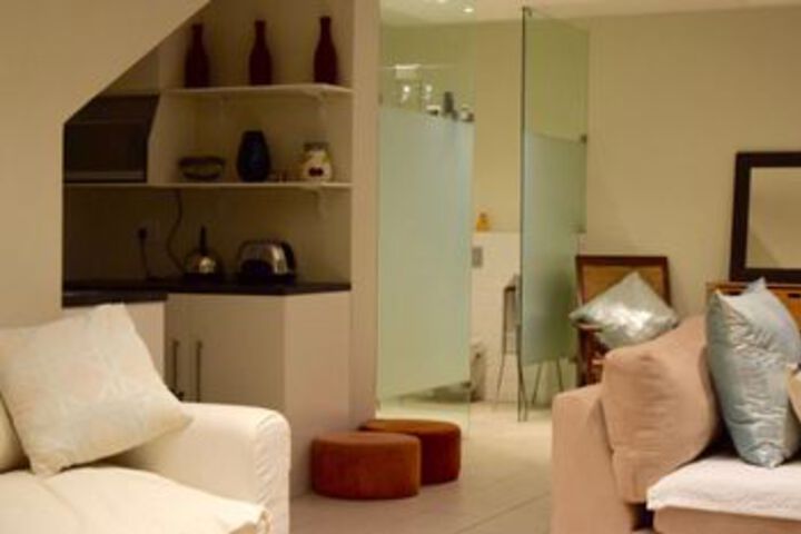 1 Bedroom Apartment In Fresnaye - thumb 3