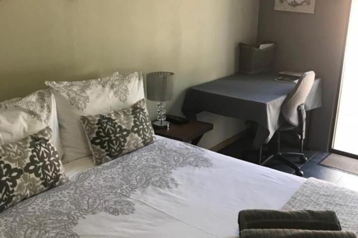 28 La Rochelle - thumb 3